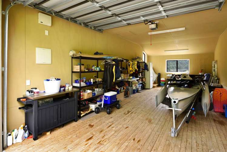 10 Worlds End Road Tennyson Inlet_16