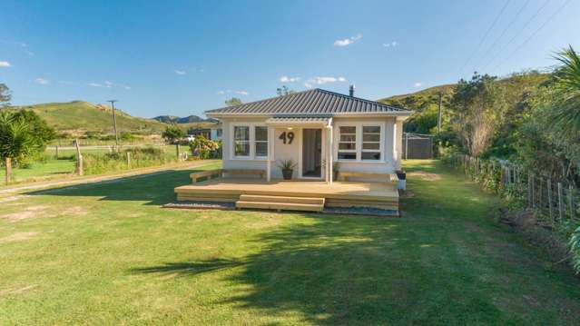 49 Tauwhareparae Road Tolaga Bay_1