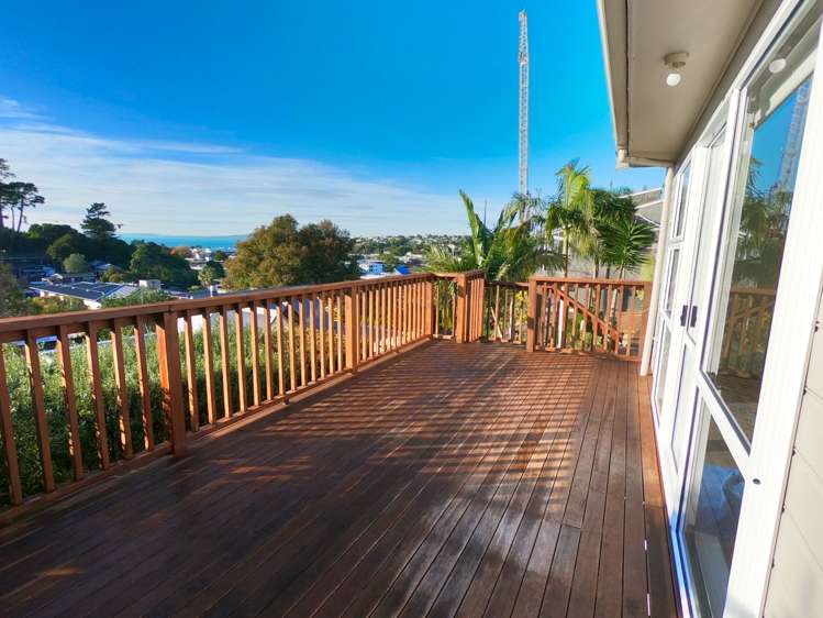 1/57b Woodlands Crescent Browns Bay_5