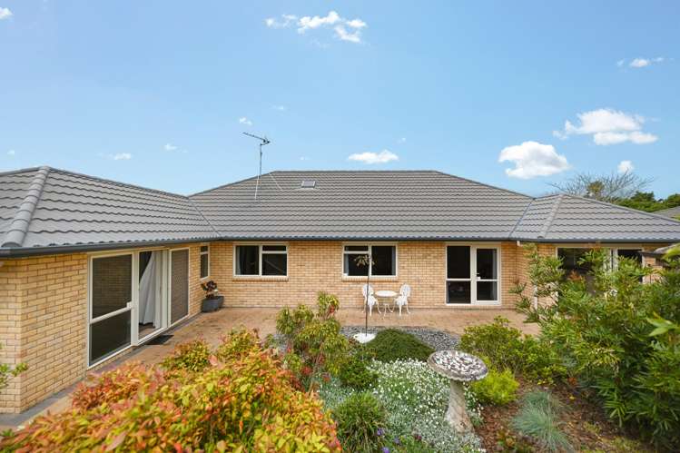 56 Ayrshire Drive Grandview Heights_19