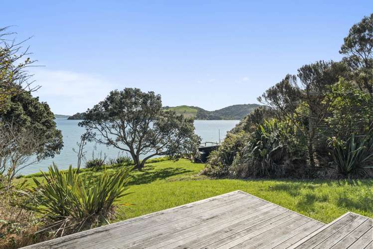 117 Hunterville Road Waiheke Island_9
