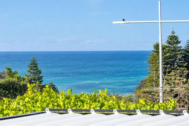 16 Tuatini Place Long Bay_17
