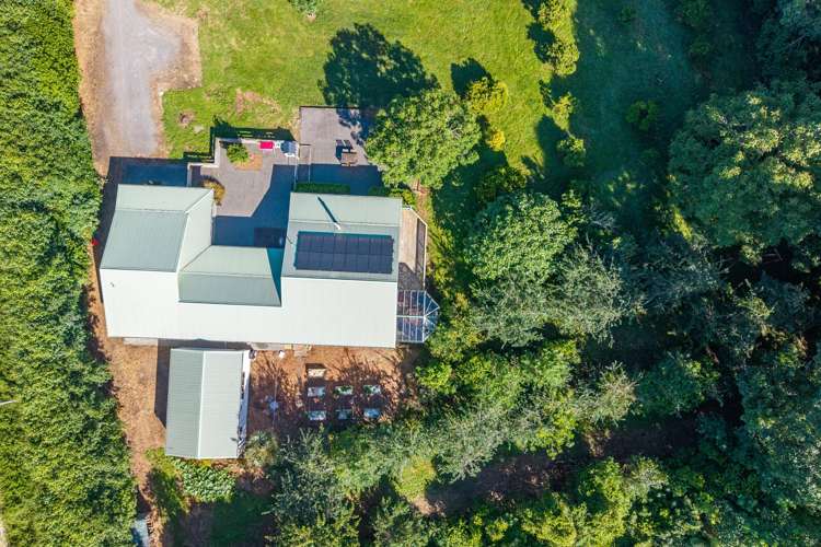 359A Kuku East Road Manakau_33