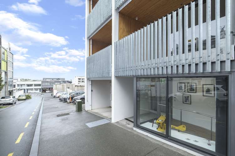 102/11 Vinegar Lane Grey Lynn_13