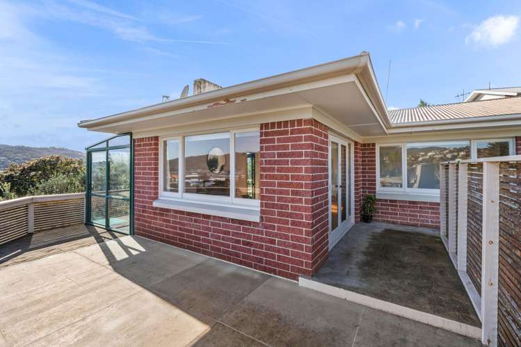 9 Raewyn Street Morningside_2