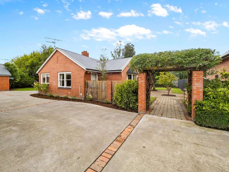 69 Racecourse Road Allenton_1