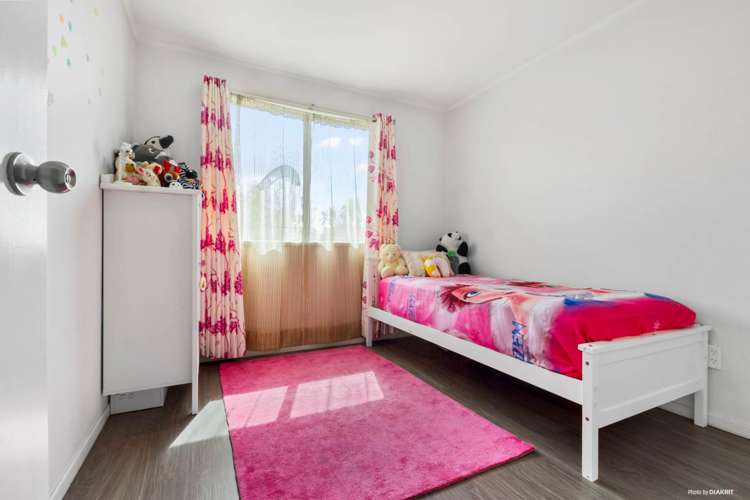 106 Bruce Mclaren Road Henderson_5