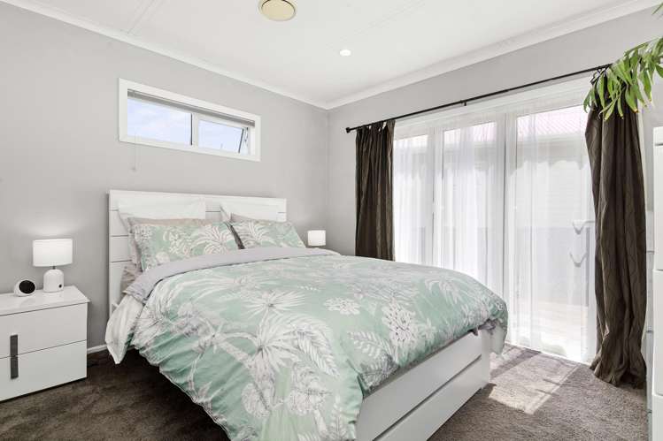 24 Petrie Street Wainuiomata_12