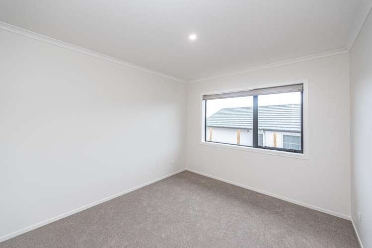 32 Tirimoana Place Otamatea_9