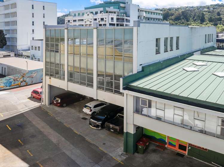 72-76 Queens Drive Hutt Central_3