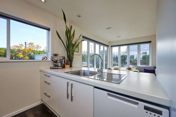 9 Kaka Road Kaikoura_10