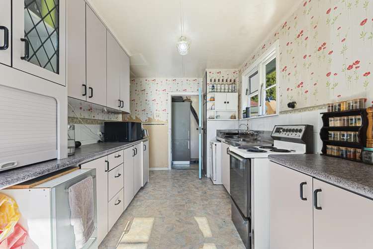 70 Glenpark Avenue_4