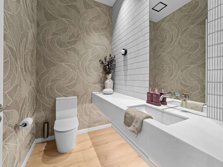 25 Bridgewater Quay Lake Hood_28