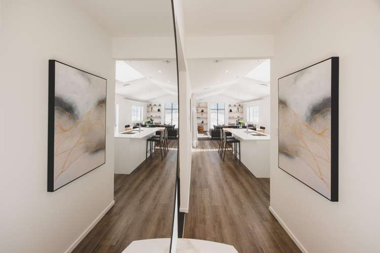 1 Pinn Street Lake Hawea_13