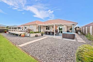 64 Ballantyne Way_2