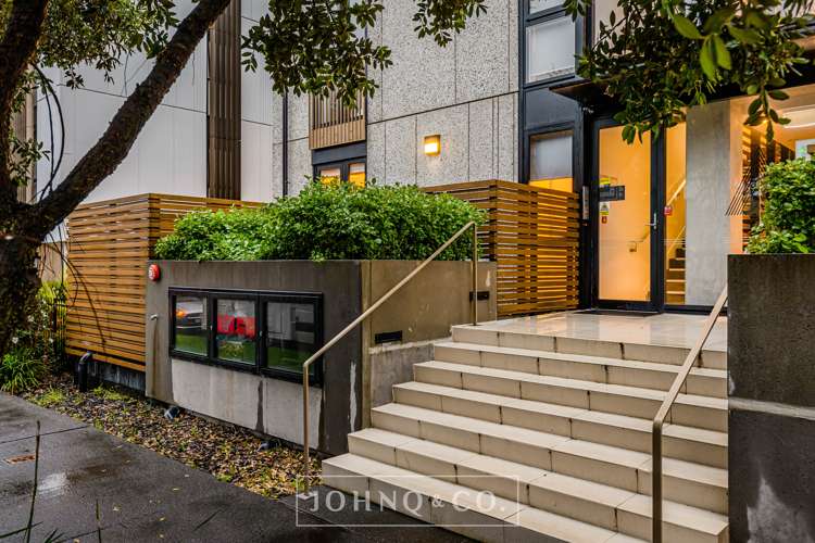 01/1g Bluegrey Avenue Stonefields_4