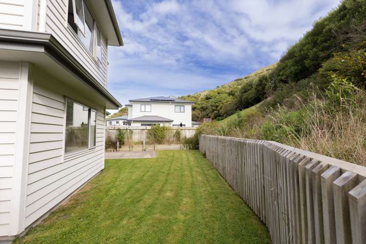 12 Gatley Grove Churton Park_13