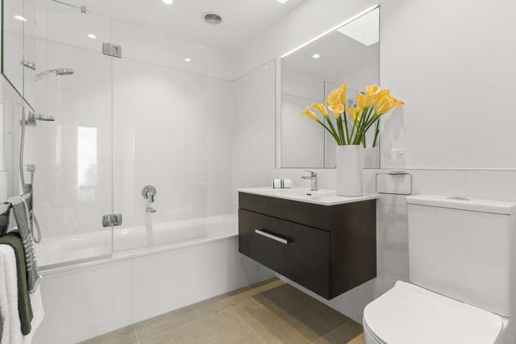 16a Woodbine Avenue Greenlane_16