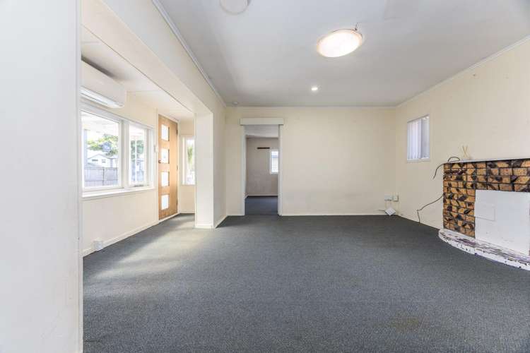 725 Massey Road Mangere_6