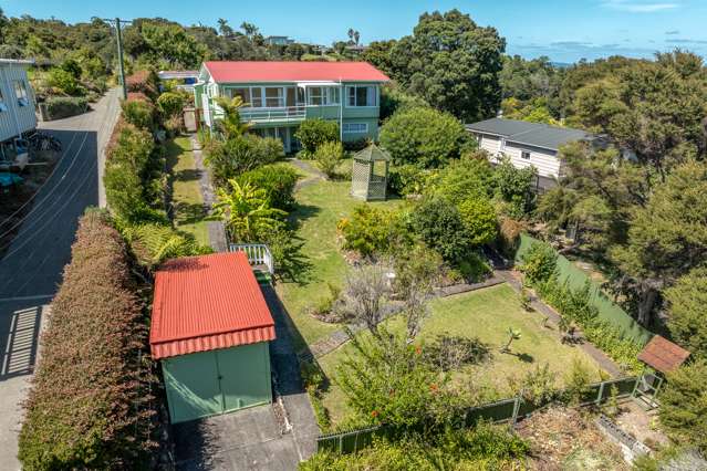 16 Hekerua Road Oneroa_1