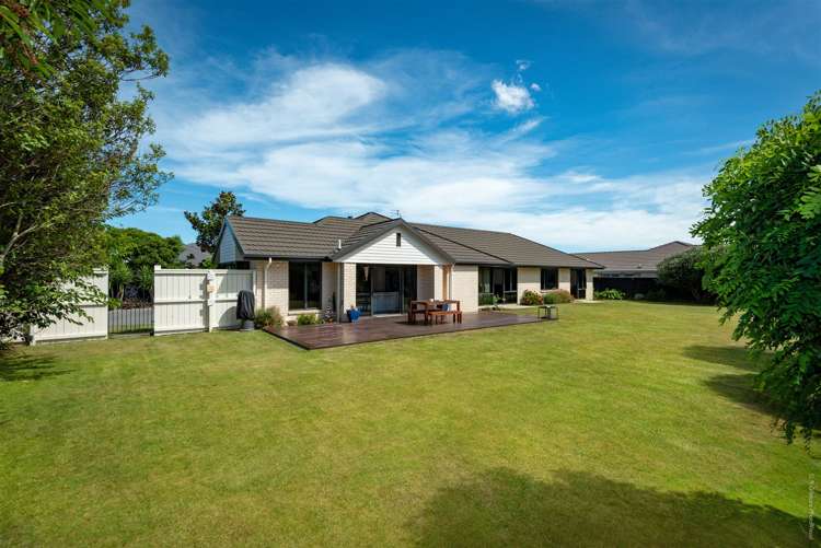 227 Southfield Drive Lincoln_25