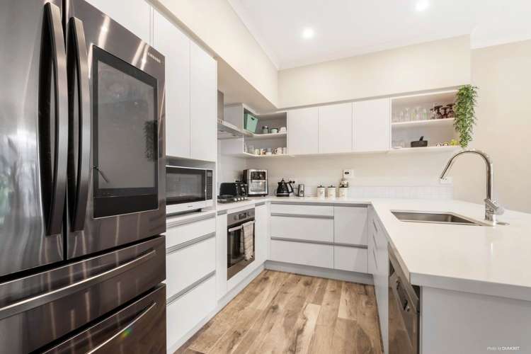 8 Kauri Amber Road Westgate_7