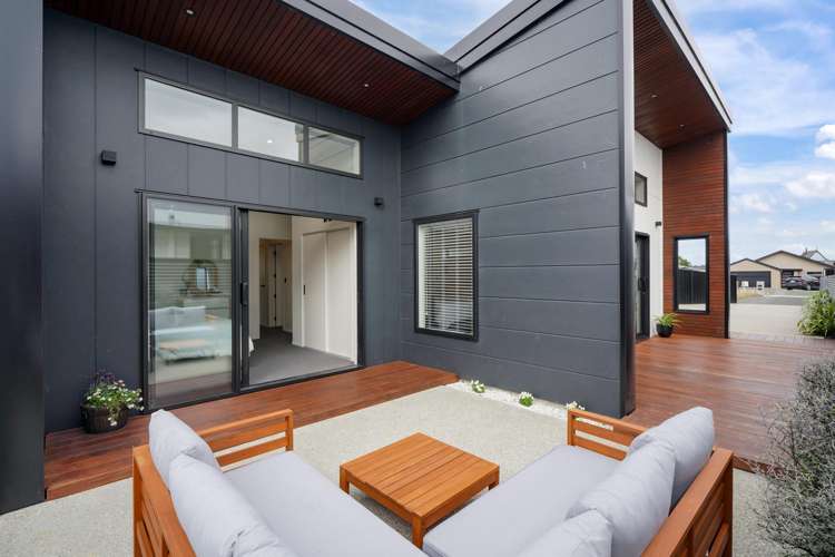 25 Perth Street_0