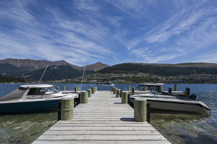 603 Peninsula Road Kelvin Heights_24