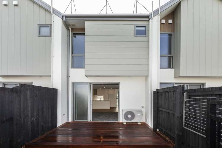 39 Bampton Street Burwood_10