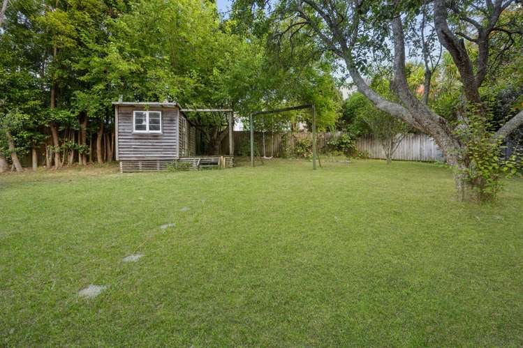 66 Gledstane Road Stanmore Bay_2