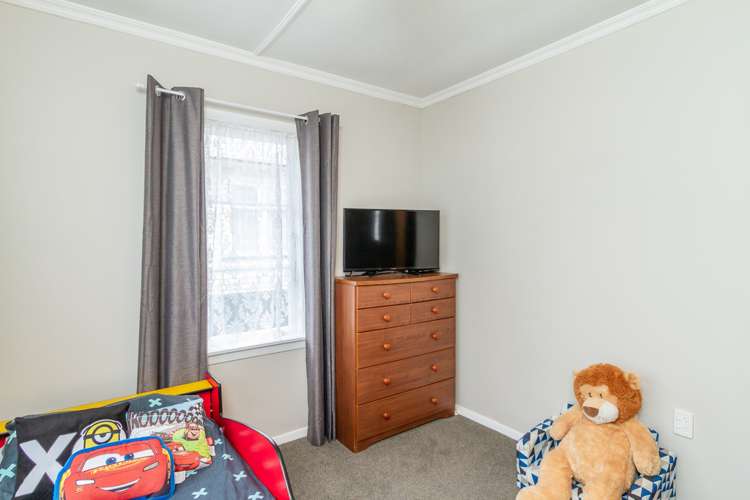 11 Kowhai Street Parkway Wainuiomata_11