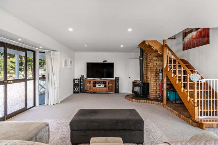 15 Flagstaff Place Massey_17