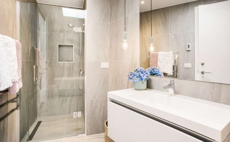 2 Airmens Lane Hobsonville_16