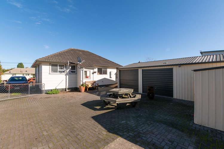 6 Puriri Crescent Hillcrest_13
