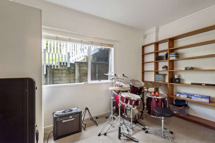 25 Coromandel Crescent Mairangi Bay_19