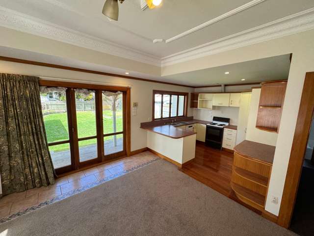  21 Miro Street Takaro_2