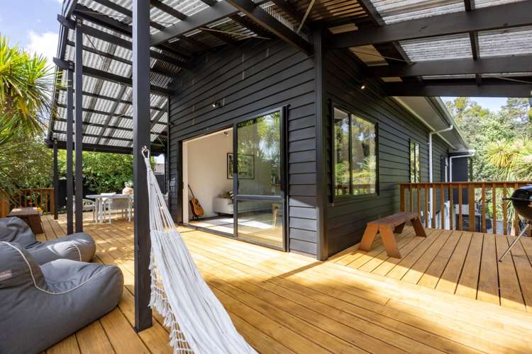 20a Wattle Street New Lynn_13