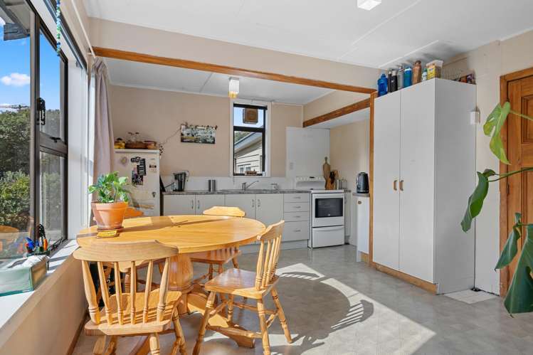 8 Arapiki Road Stoke_3