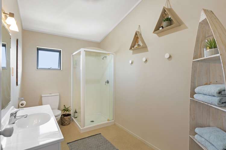 33 Manukau Road Raglan_21