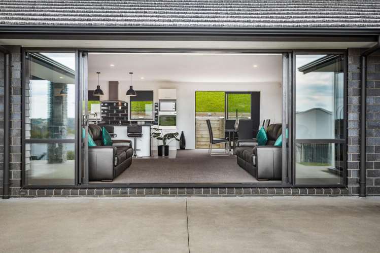 104 Solan Drive Waimauku_34