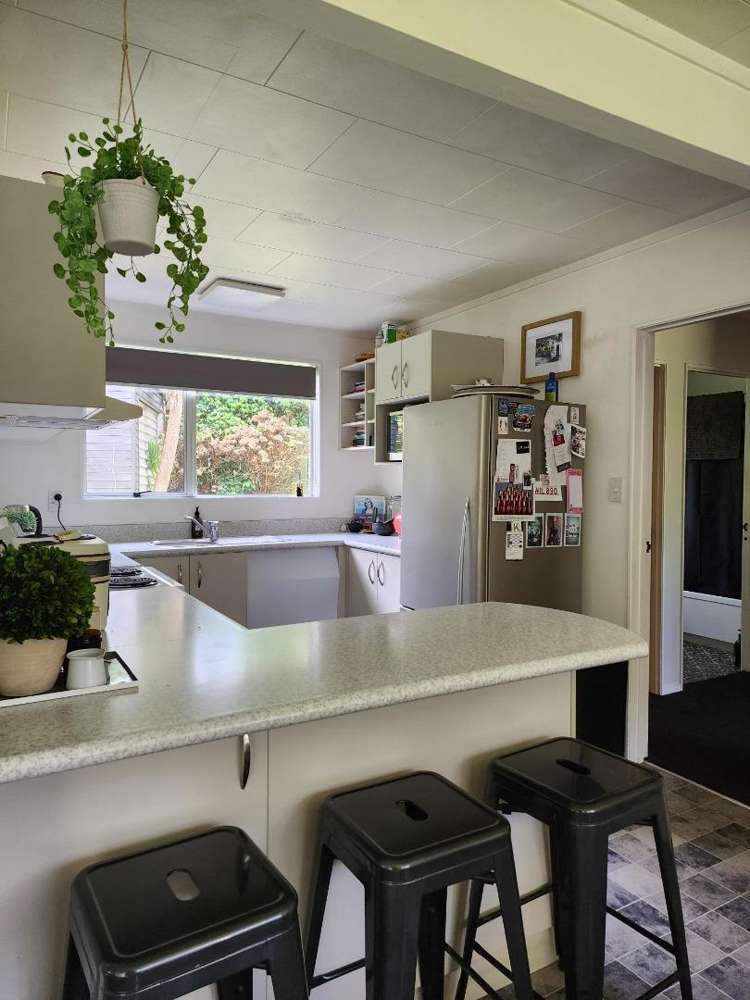 1138 South Road Oakura_6