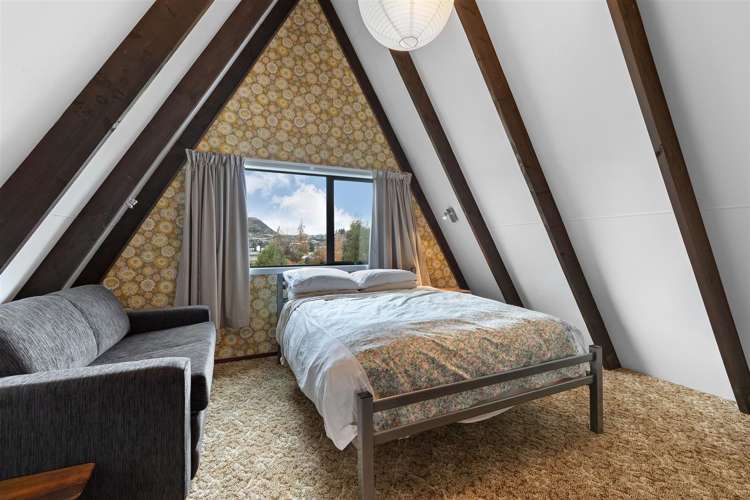 11 Kowhai Drive Wanaka_16