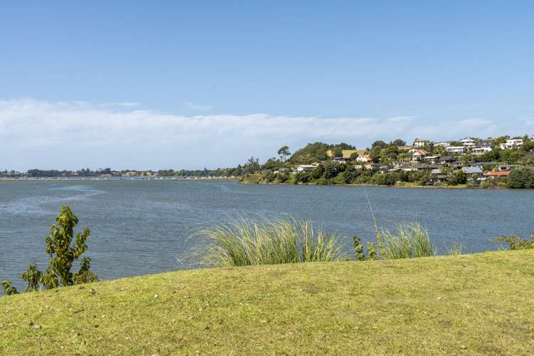 127 College Place Poike_14