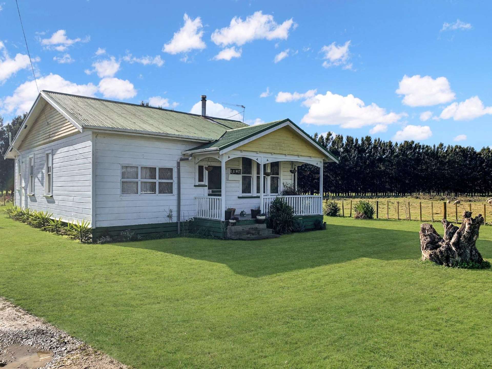 127 College Road 1052_0