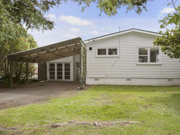 25 Swan Crescent Pakuranga_1