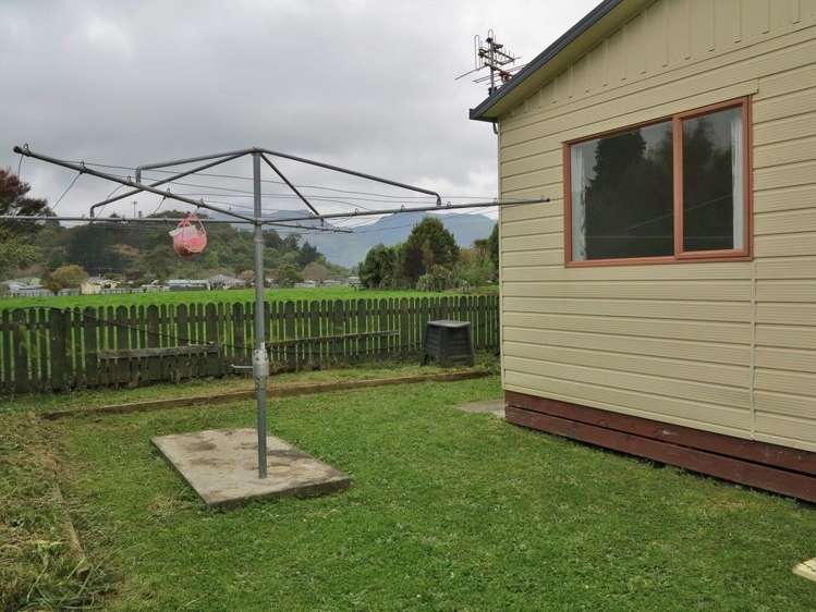 174a Commercial Street Takaka_12