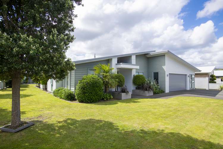 2 Fisher Place Lytton West_25