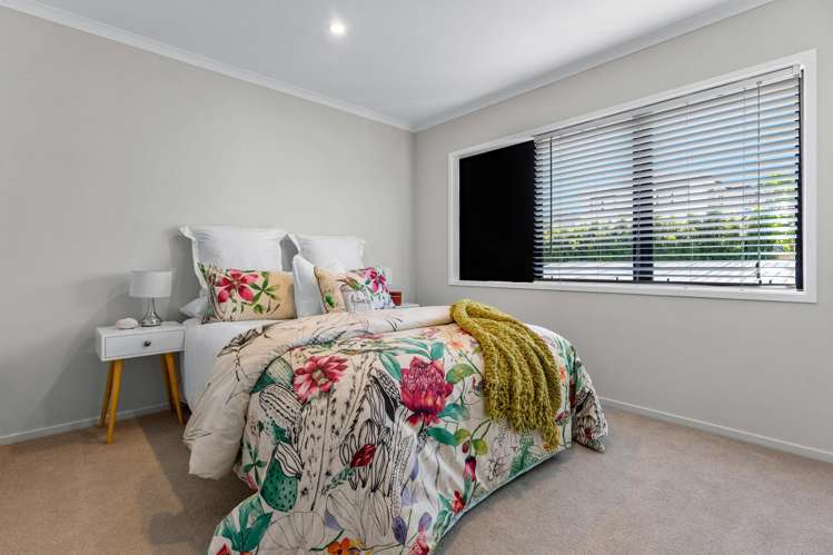 127 Bonair Crescent Silverdale_12