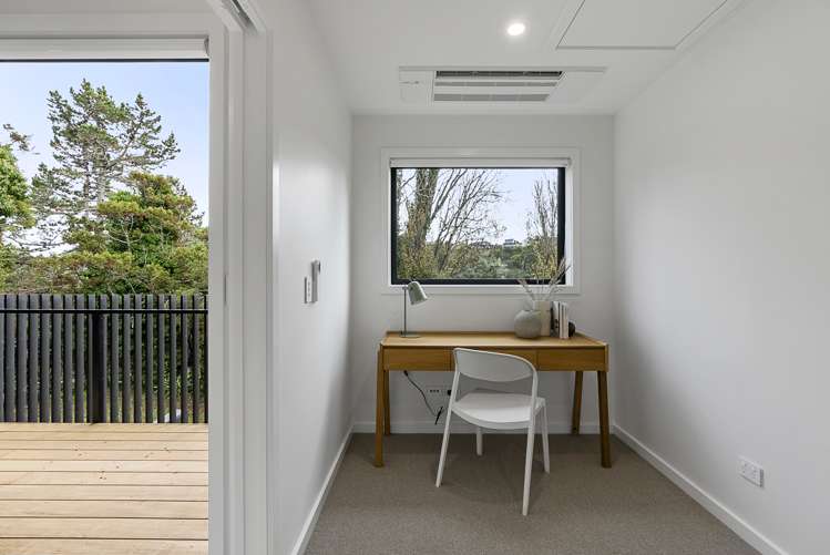 2/51 Taipari Road Te Atatu Peninsula_12