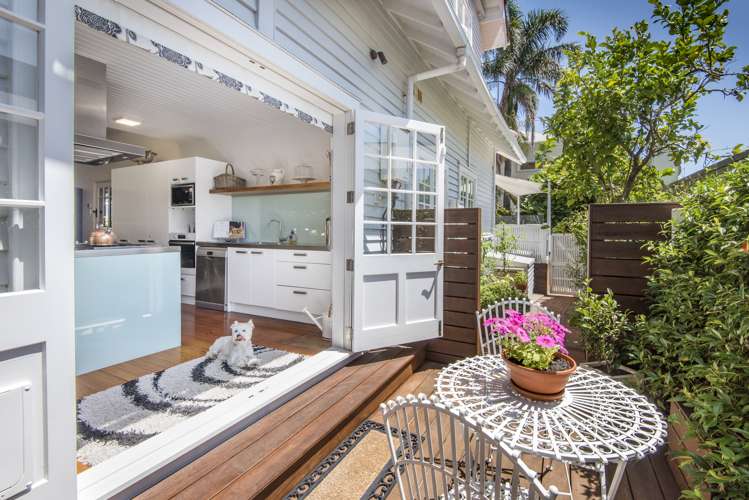 1 Macky Avenue Devonport_12